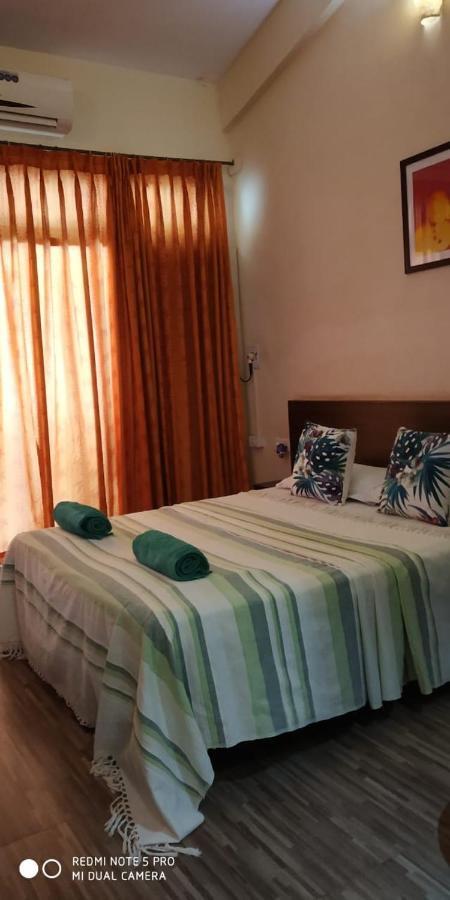 Hotel Bonanza Бага Екстер'єр фото