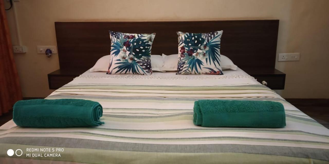 Hotel Bonanza Бага Екстер'єр фото