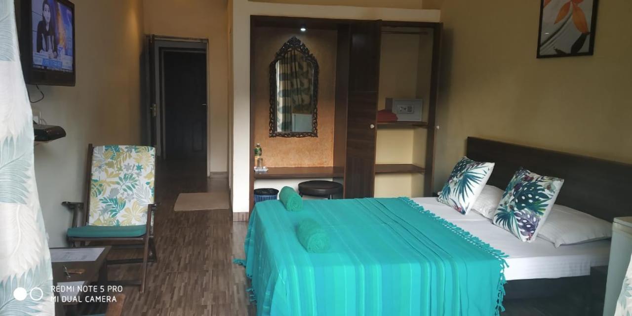 Hotel Bonanza Бага Екстер'єр фото
